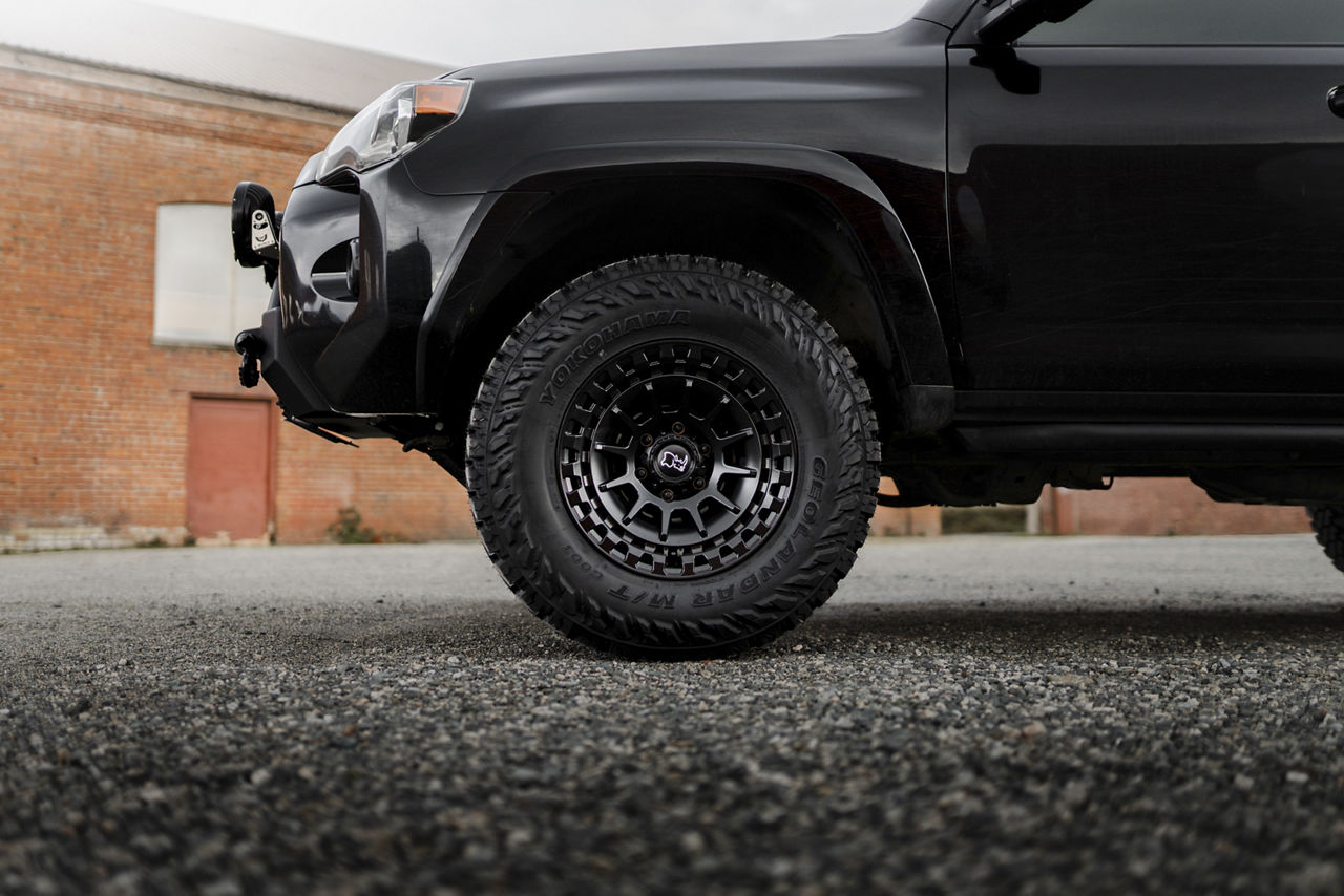 2019 Toyota 4Runner - Black Rhino BARRAGE - Black | Wheel Pros